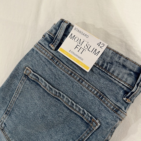 Stradivarius standard mom slim fit size 42 US 10 - Picture 4 of 4